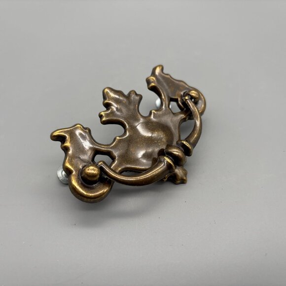 Vintage Brass Chippendale Style Drawer Pull With Swing Handle Made In Canada - Picture 3 of 8